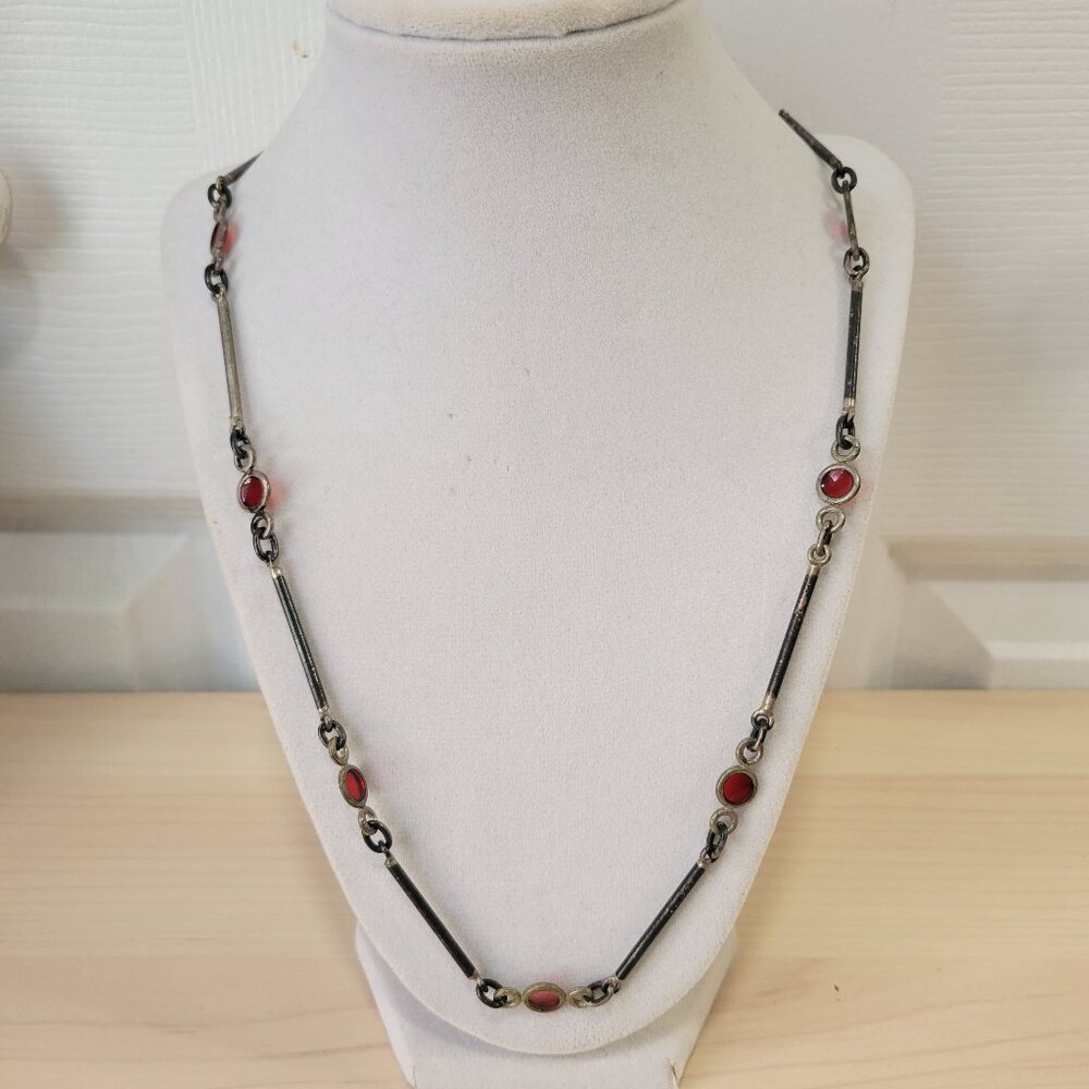 Tarnished Vintage Art Deco Style Red Faceted Bezel Flapper Style 28" Necklace